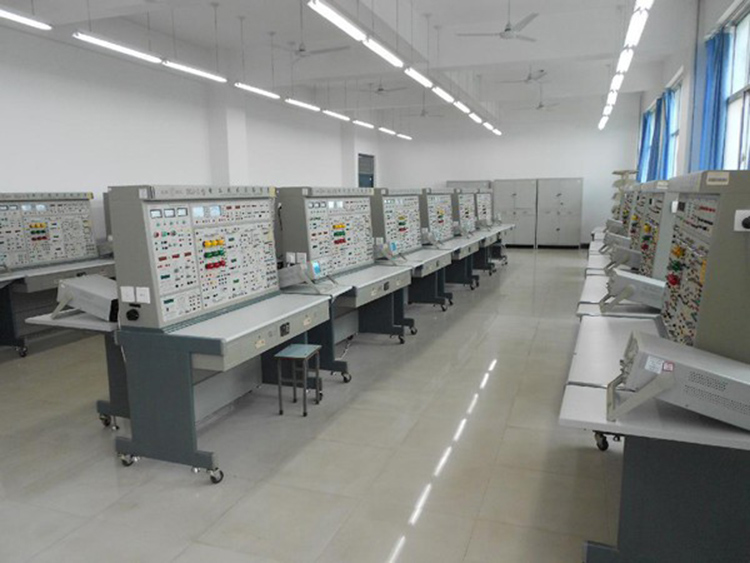 电力技术实验室